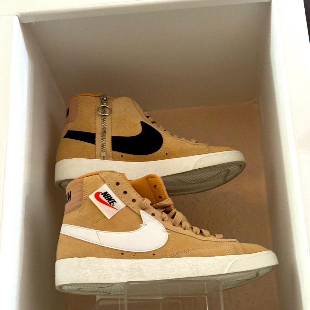 Vintage Women's Nike Blazers
